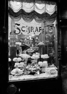 Gottscho-Schleisner, Inc. - Frank Shattuck and Company (Schraffts), 141 West 42nd Street, 1929